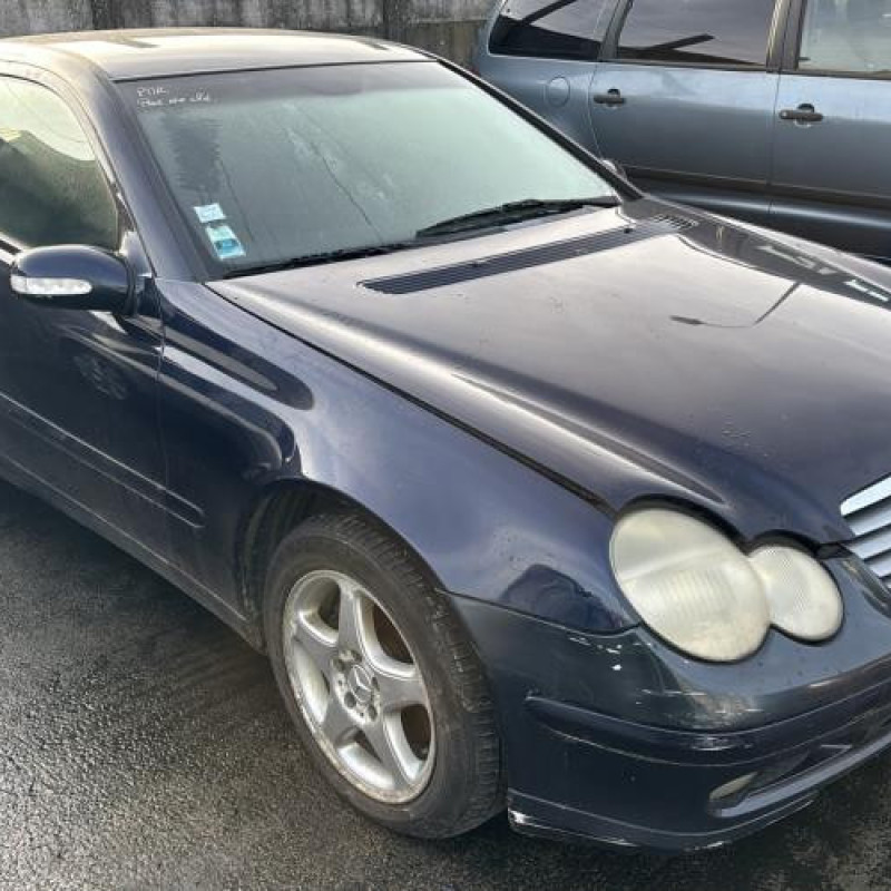 Feu arriere principal droit (feux) MERCEDES CLASSE C 203 COUPE SPORT Photo n°5