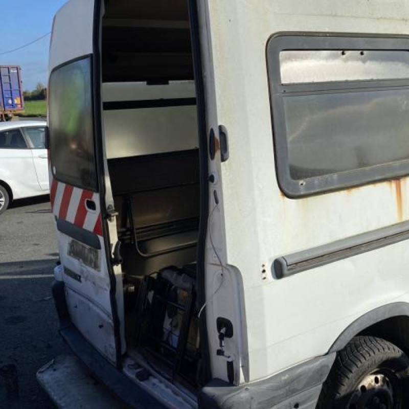 Moteur essuie glace avant RENAULT MASTER 2 Photo n°10