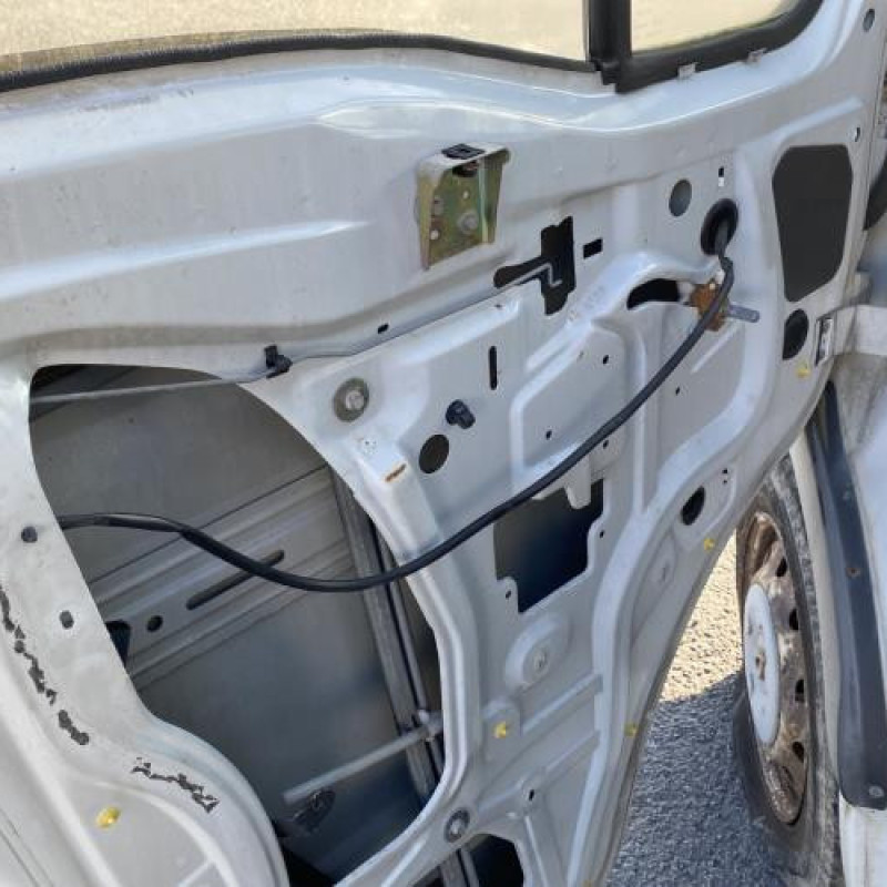 Moteur essuie glace avant RENAULT MASTER 2 Photo n°15