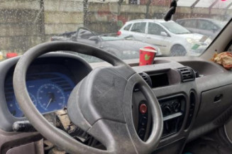 Moteur essuie glace avant RENAULT MASTER 2