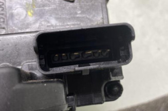 Serrure avant gauche NISSAN QASHQAI 1