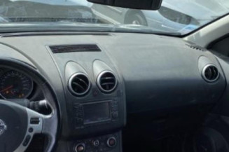 Serrure avant gauche NISSAN QASHQAI 1