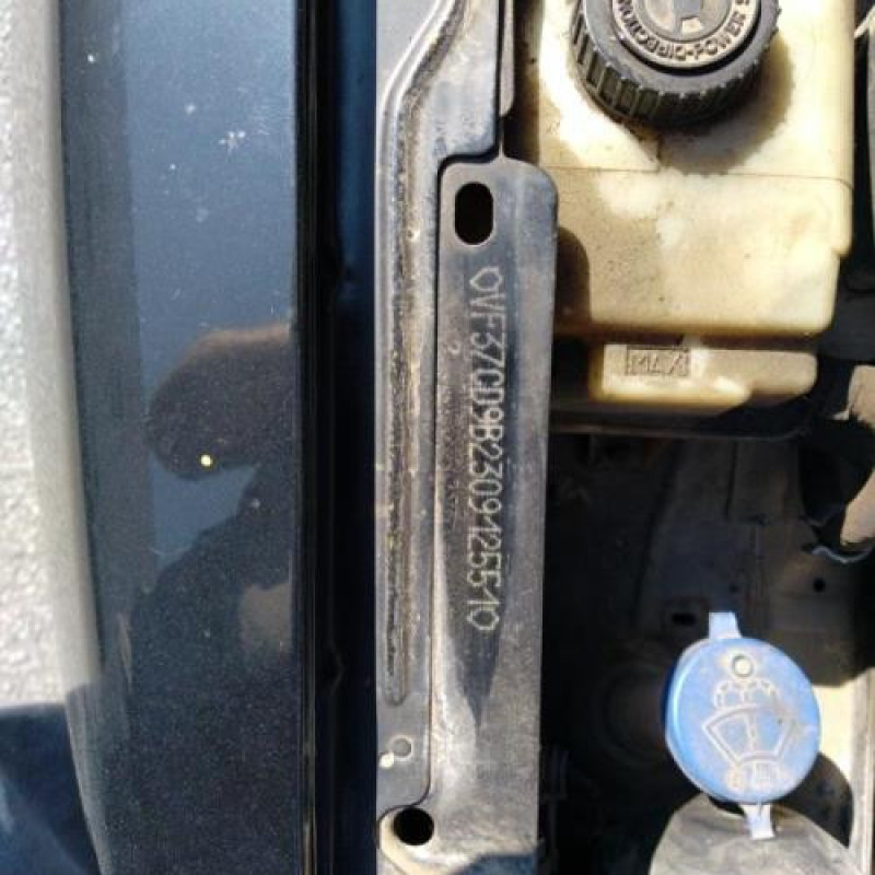 Porte avant droit PEUGEOT 306 Photo n°18