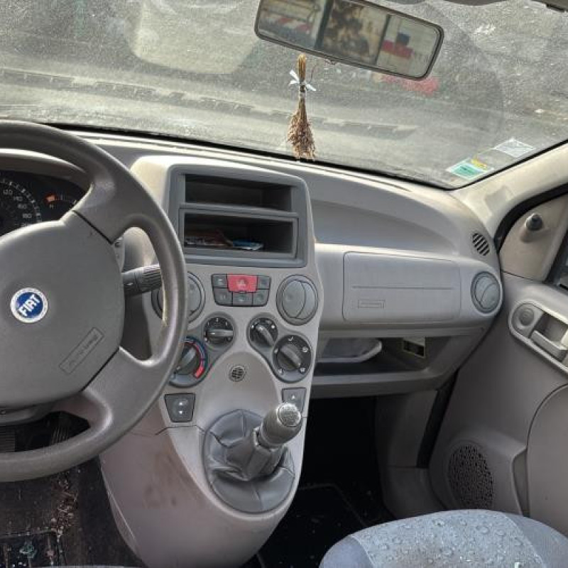 Charniere de capot FIAT PANDA 2 Photo n°17