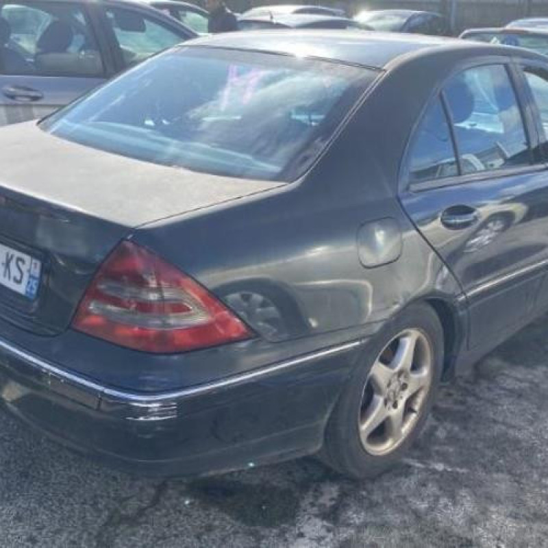 Feu arriere principal gauche (feux) MERCEDES CLASSE C 203 Photo n°6