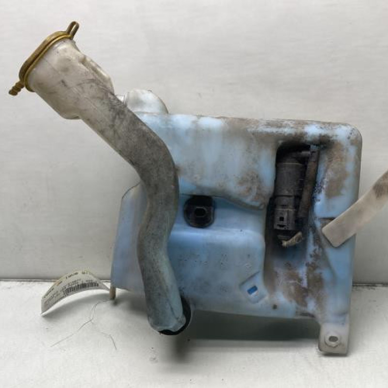Vase de lave glace MERCEDES CLASSE C 203 Photo n°1