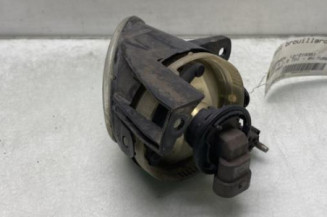 Anti brouillard gauche (feux) VOLKSWAGEN PASSAT 5