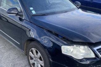 Feu arriere secondaire gauche (feux) VOLKSWAGEN PASSAT 5