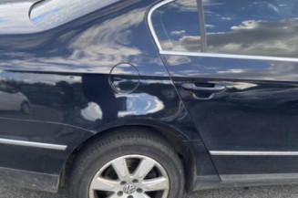 Feu arriere secondaire gauche (feux) VOLKSWAGEN PASSAT 5
