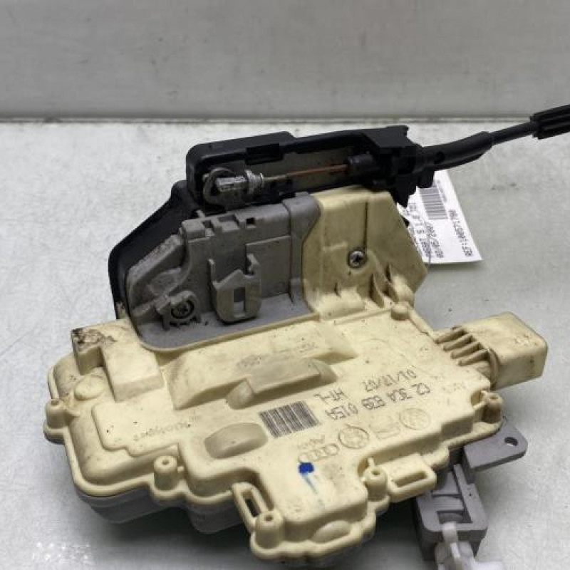Serrure arriere gauche VOLKSWAGEN PASSAT 5 Photo n°3
