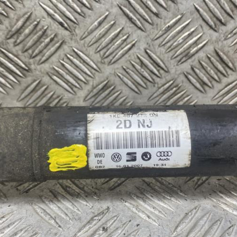 Cardan droit (transmission) VOLKSWAGEN PASSAT 5 Photo n°3