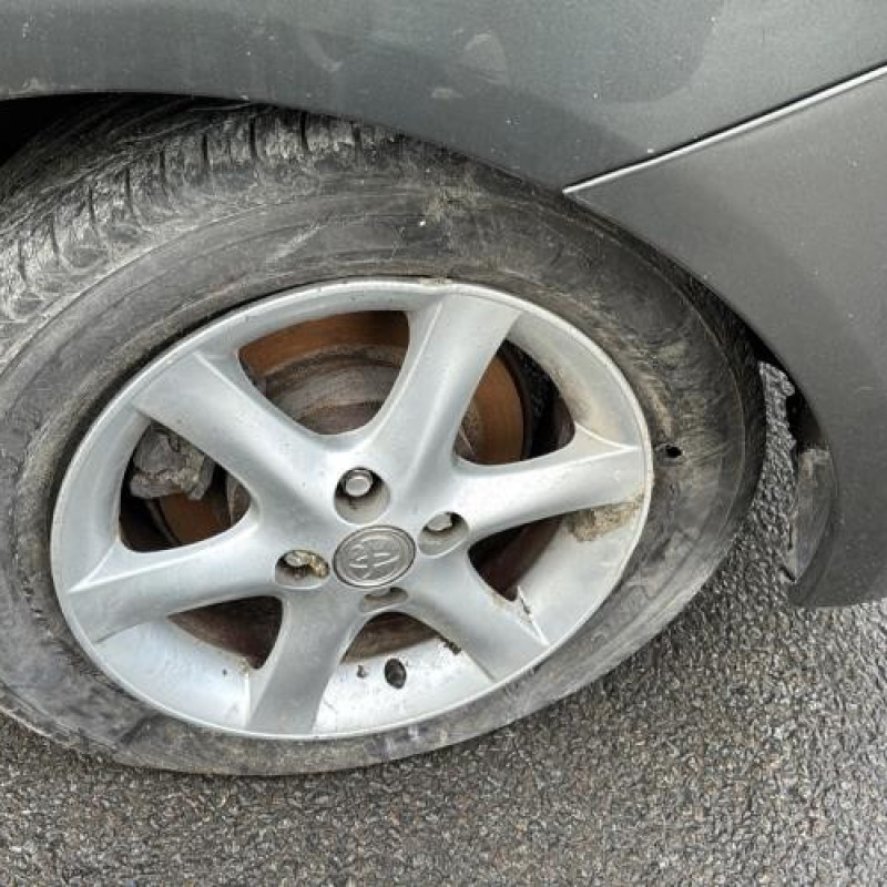 Poignee porte arriere droit TOYOTA COROLLA 10 Photo n°13