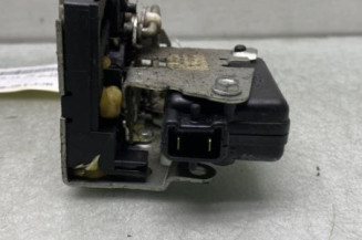 Serrure arriere droit DACIA SANDERO 1