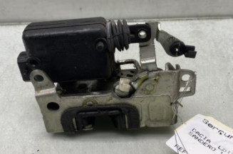 Serrure arriere droit DACIA SANDERO 1