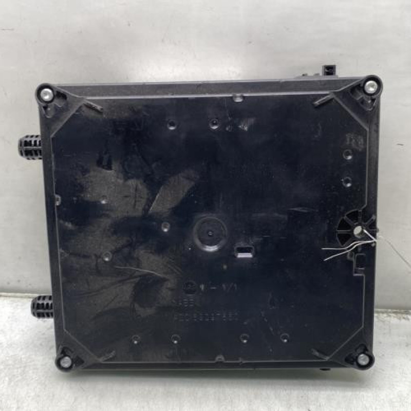 Boitier BSI RENAULT LAGUNA 3 Photo n°3