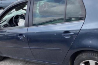 Feu arriere secondaire gauche (feux) VOLKSWAGEN GOLF 5