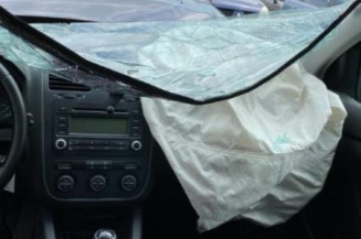 Feu arriere secondaire gauche (feux) VOLKSWAGEN GOLF 5