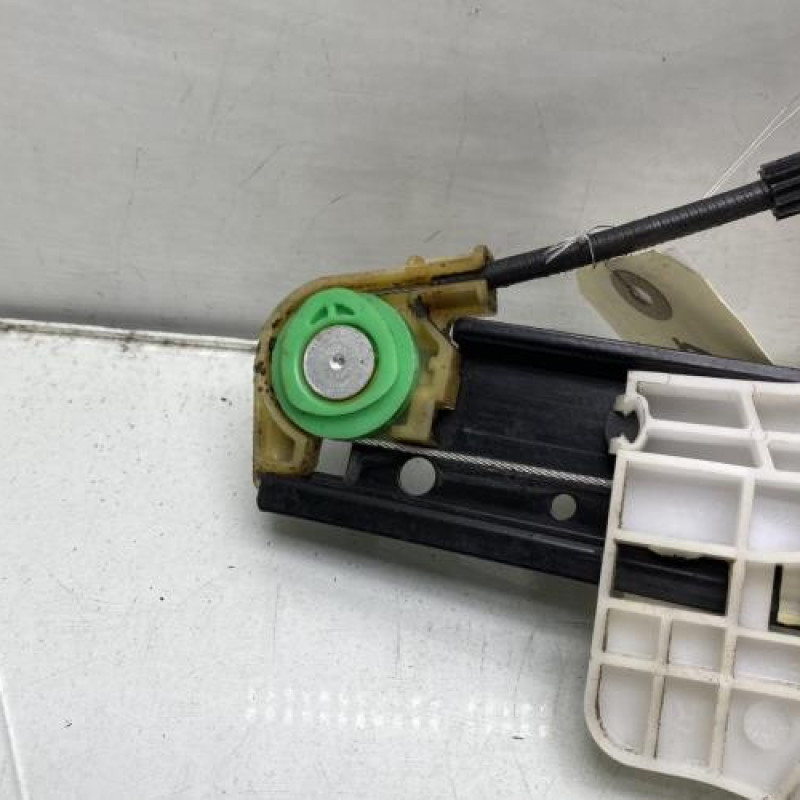 Leve vitre electrique arriere gauche AUDI Q5 1 Photo n°4