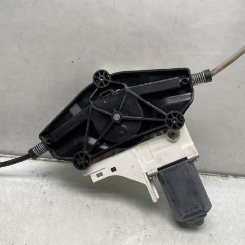 Leve vitre electrique avant gauche AUDI Q5 1 Photo n°5