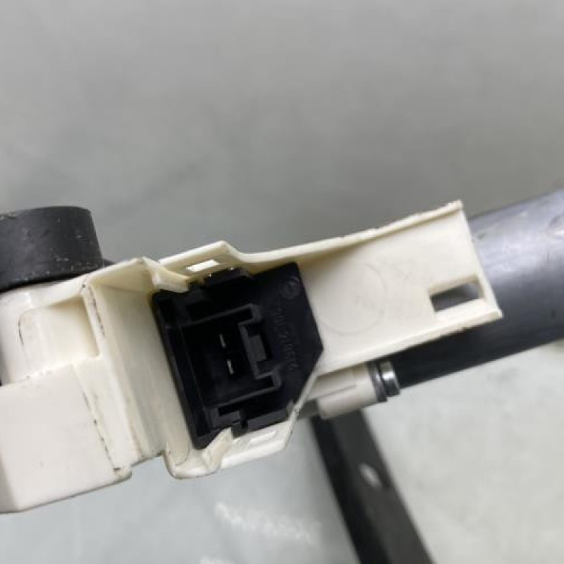 Leve vitre electrique avant gauche AUDI Q5 1 Photo n°8