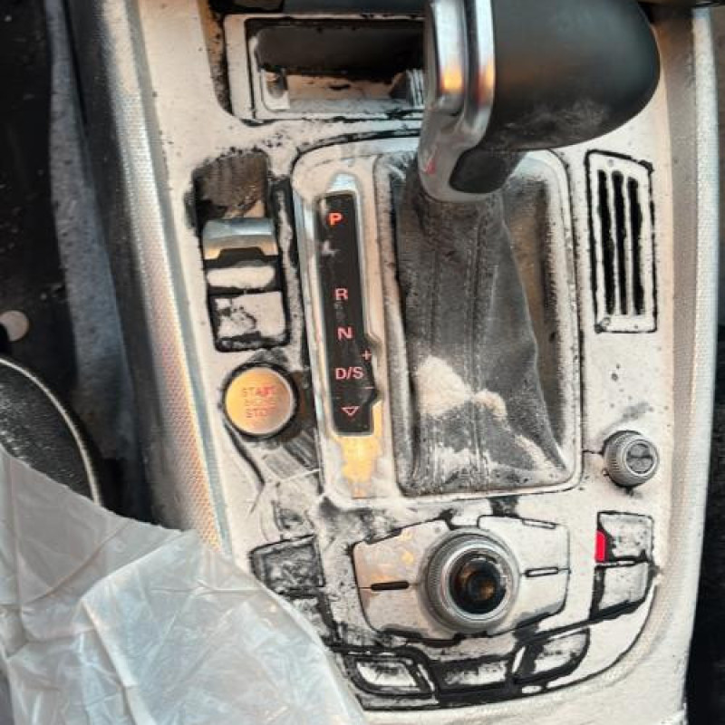 Poignee interieur avant gauche AUDI Q5 1 Photo n°10