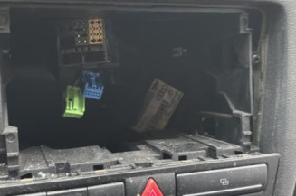 Poignee porte avant gauche AUDI A3 2
