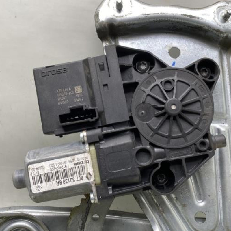 Leve vitre electrique avant droit RENAULT MEGANE 3 Photo n°2