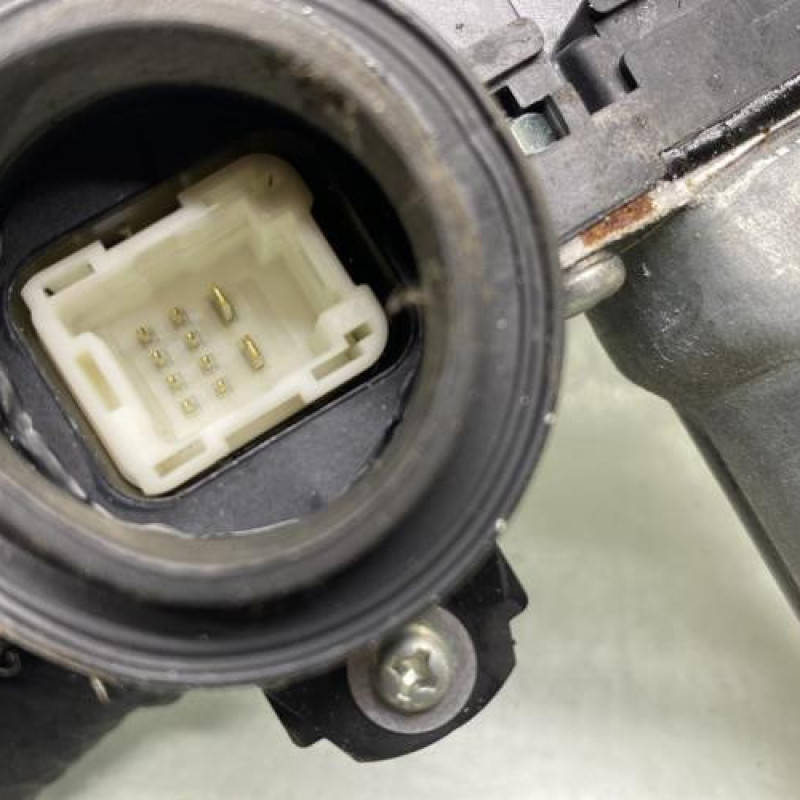 Leve vitre electrique avant gauche TOYOTA YARIS 2 Photo n°3
