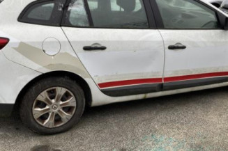Leve vitre electrique avant droit RENAULT MEGANE 3