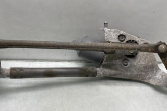 Moteur essuie glace avant TOYOTA YARIS 2 Photo n°1