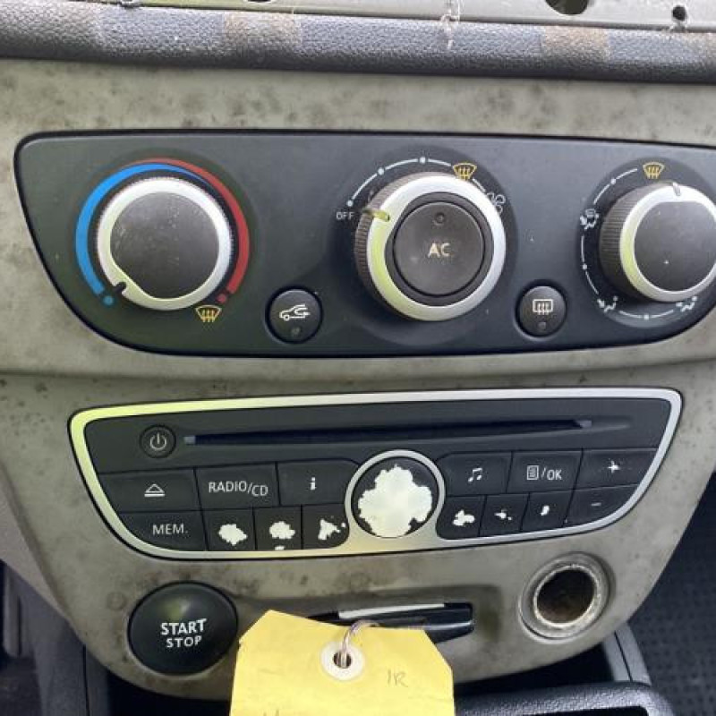 Leve vitre electrique avant droit RENAULT MEGANE 3 Photo n°20