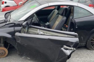 Calculateur moteur RENAULT MEGANE 2
