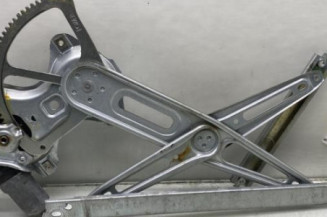 Leve vitre electrique avant droit TOYOTA YARIS 3