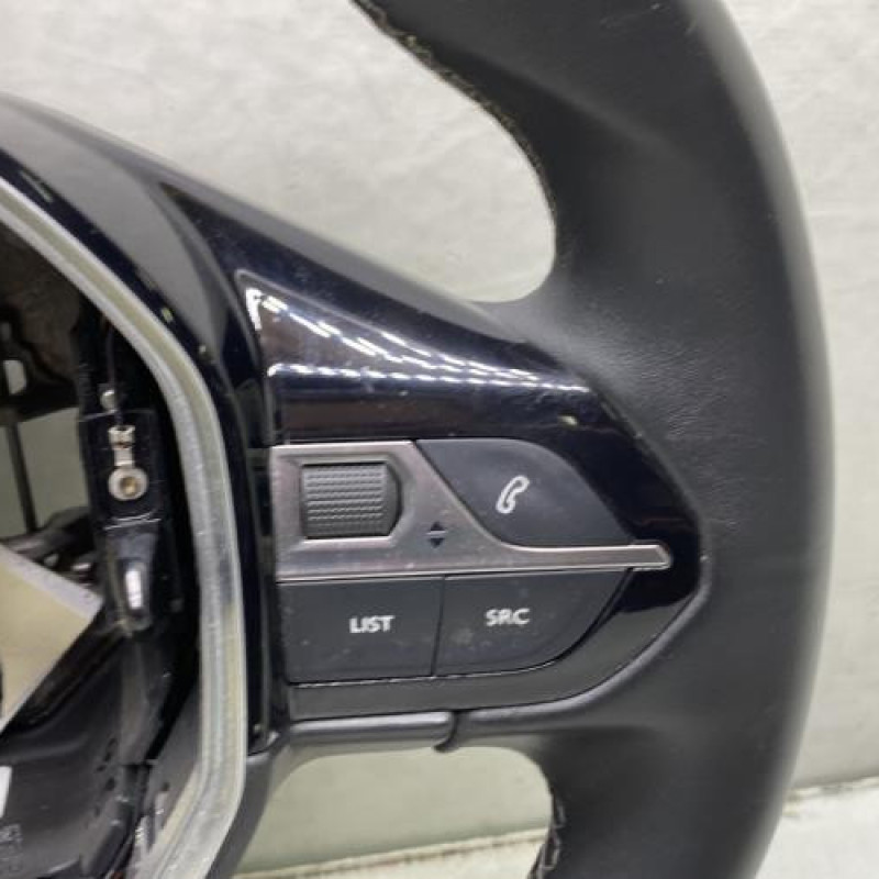 Volant PEUGEOT 3008 2 Photo n°4