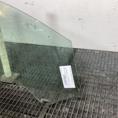 Vitre avant droit VOLKSWAGEN POLO 5