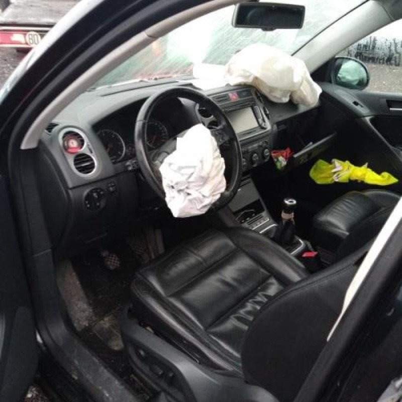 Calculateur moteur VOLKSWAGEN TIGUAN 1 Photo n°11