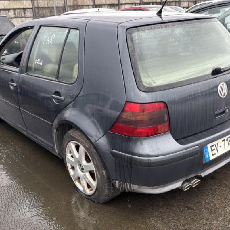 Bloc ABS (freins anti-blocage) VOLKSWAGEN GOLF 4 Photo n°4