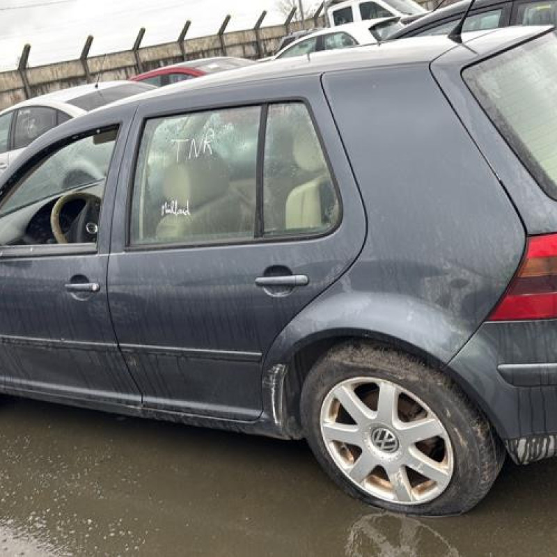 Bloc ABS (freins anti-blocage) VOLKSWAGEN GOLF 4 Photo n°7