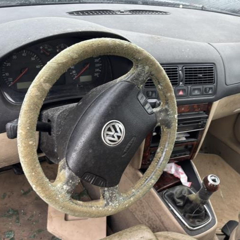 Bloc ABS (freins anti-blocage) VOLKSWAGEN GOLF 4 Photo n°11