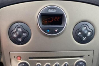 Optique avant principal gauche (feux)(phare) RENAULT CLIO 3