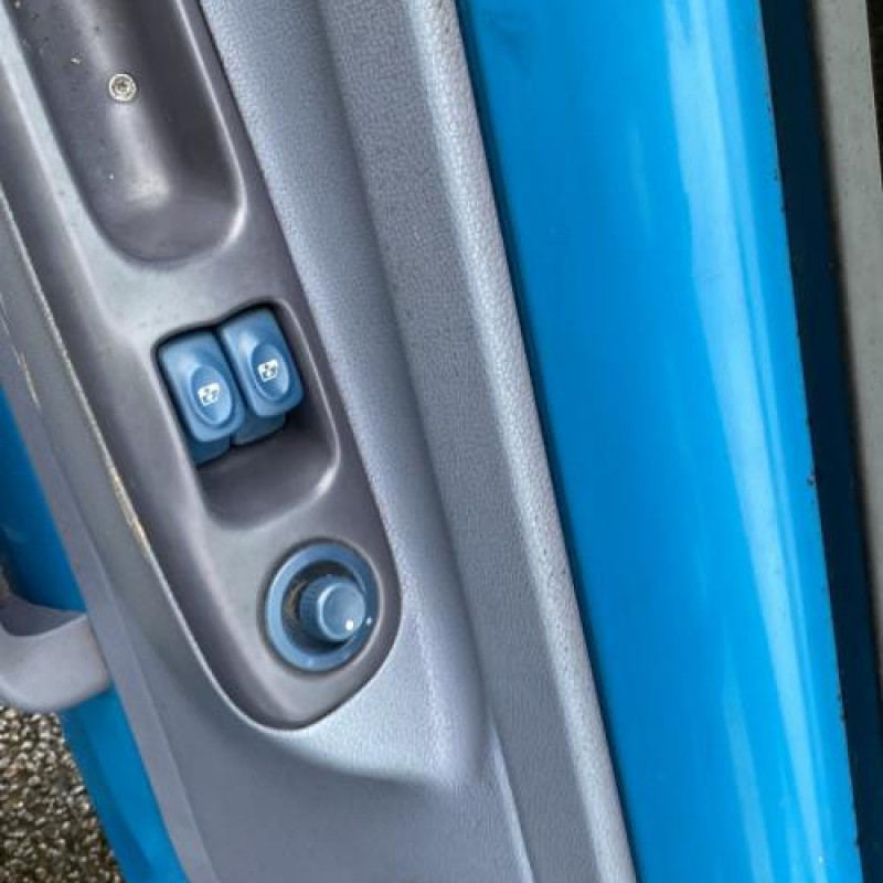 Bobine (allumage) RENAULT TWINGO 1 Photo n°16