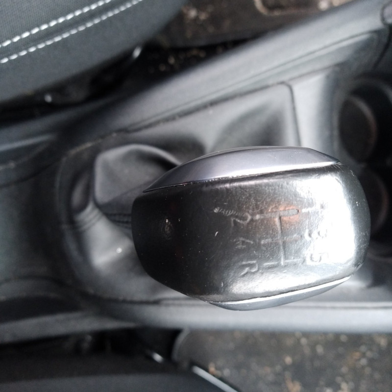 PEUGEOT 208 1 PHASE 2 1.2 VTI - 12V Photo n°8