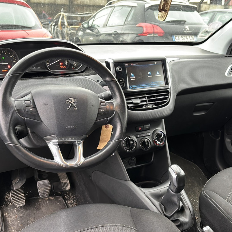 PEUGEOT 208 1 PHASE 2 1.2 VTI - 12V Photo n°22