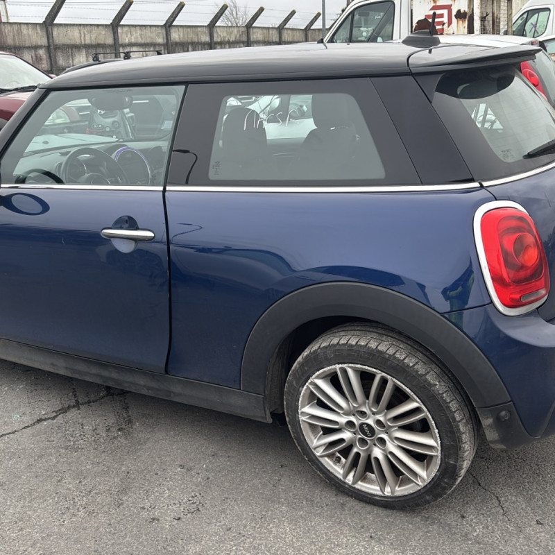 MINI MINI 3 F56 PHASE 1 2.0i - 16V TURBO COOPER S Photo n°8