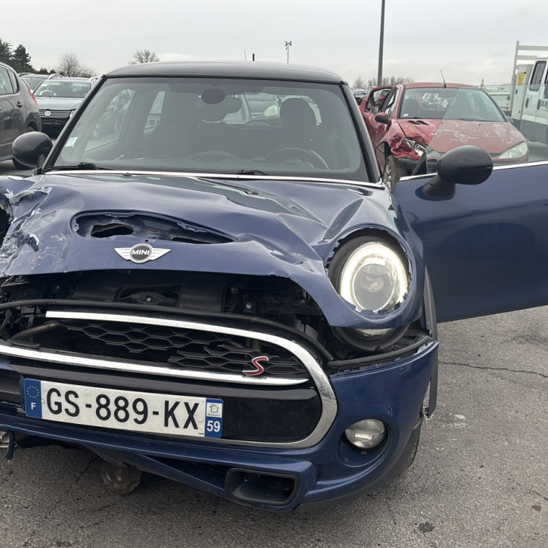 MINI MINI 3 F56 PHASE 1 2.0i - 16V TURBO COOPER S Photo n°11