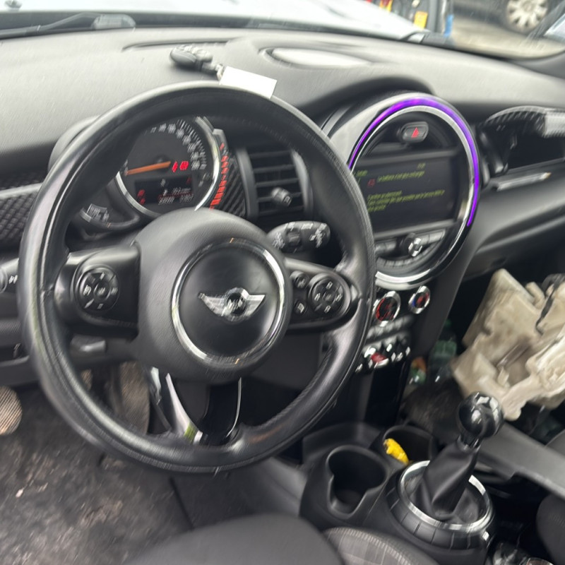MINI MINI 3 F56 PHASE 1 2.0i - 16V TURBO COOPER S Photo n°14