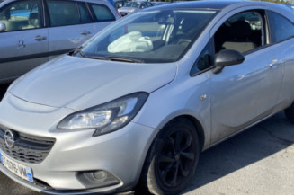 OPEL CORSA E 1.4i - 16V Photo n°1