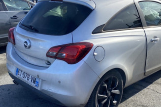 OPEL CORSA E 1.4i - 16V