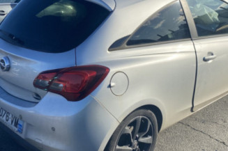 OPEL CORSA E 1.4i - 16V