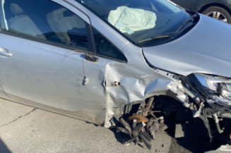 OPEL CORSA E 1.4i - 16V